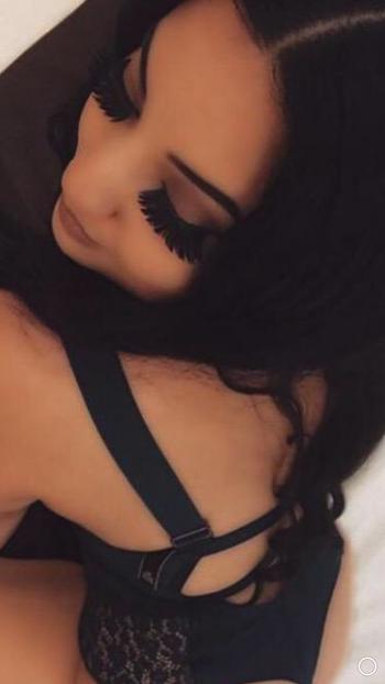 , 22  female escort, Winnipeg