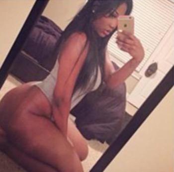 , 20  female escort, Winnipeg