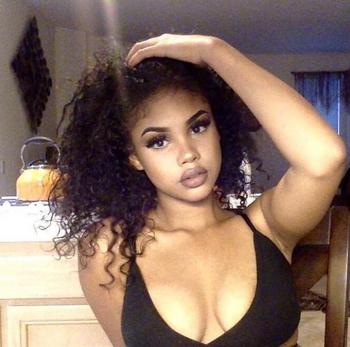 , 19 Latino/Hispanic female escort, Winnipeg