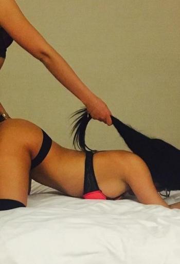 , 22  female escort, Winnipeg