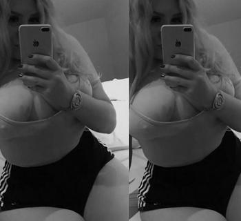 , 21  female escort, Winnipeg