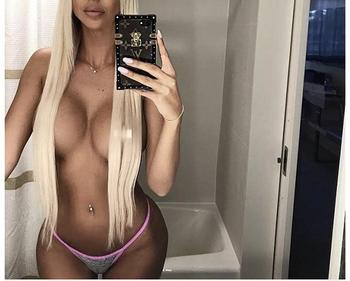 , 24  female escort, Winnipeg
