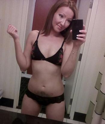 , 33  female escort, Winnipeg