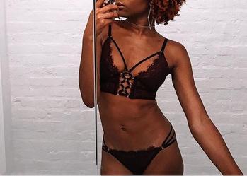 , 20  female escort, Winnipeg