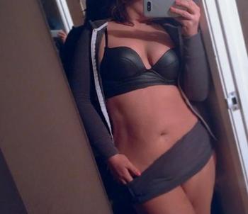 , 26  female escort, Winnipeg