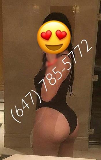 , 21 Latino/Hispanic female escort, Winnipeg