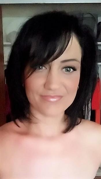 , 30  female escort, Winnipeg
