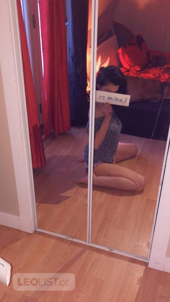 Frankielikestoplay, 30 Caucasian/White female escort, Winnipeg