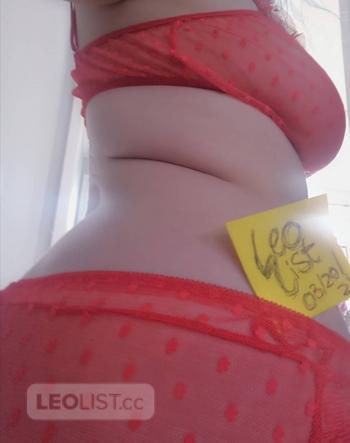 taelynnxxo, 28 Caucasian/White female escort, Winnipeg