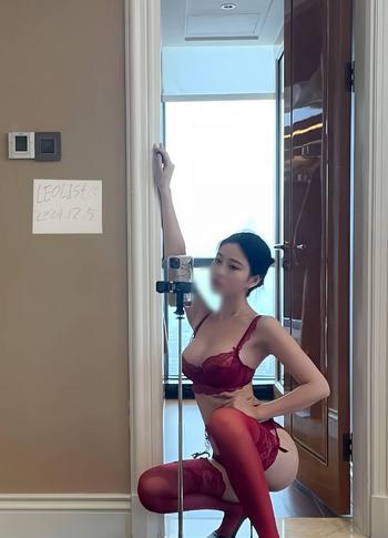 Chanel365.996.2528, 23 Asian female escort, Winnipeg