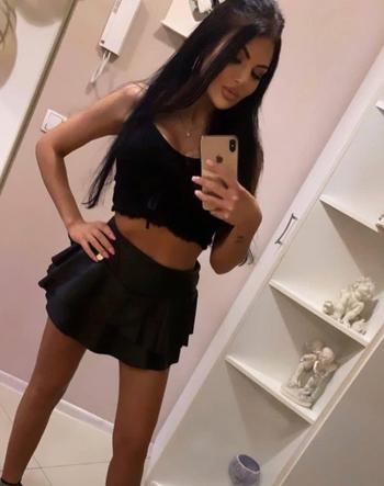 Pamela, 23 Latino/Hispanic female escort, Winnipeg