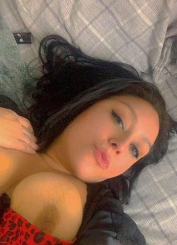 R.J ( Riley), 36 Caucasian/White female escort, Winnipeg
