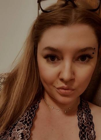 Angela, 33 Caucasian/White female escort, Winnipeg