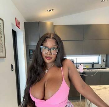 Latasha, 28 Black female escort, Winnipeg