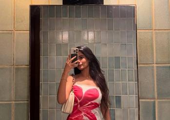 Komal, 22 Asian female escort, Winnipeg
